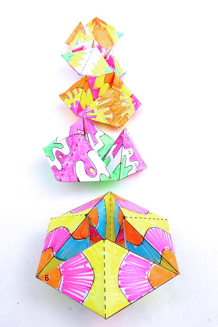FLEXTANGLES: Coolest.paper.toy.ever. Make this paper toy and be mesmerized by the colorful action! Get the template and instructions on Babble Dabble Do.