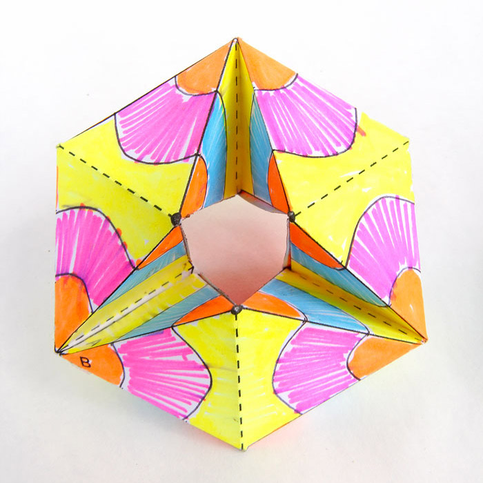 FLEXTANGLES: Coolest.paper.toy.ever. Make this paper toy and be mesmerized by the colorful action! Get the template and instructions on Babble Dabble Do.