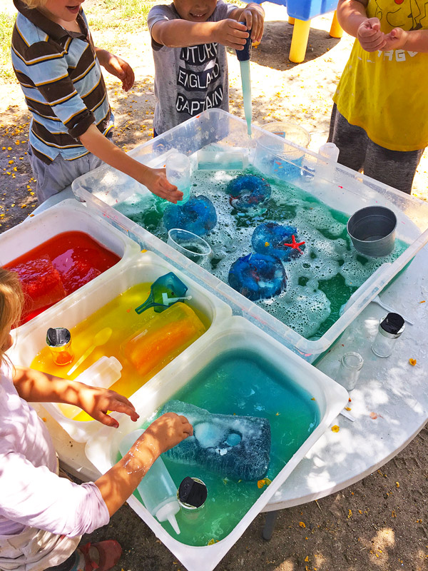10 irresistible STEAM water play ideas just perfect for hot summer days!