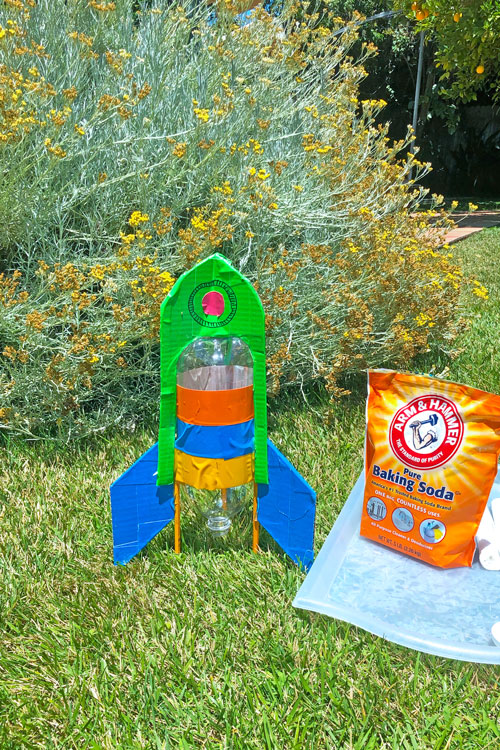 Learn how to make baking soda and vinegar rockets that soar into the sky. Be sure to launch these bottle rockets in a wide open space!